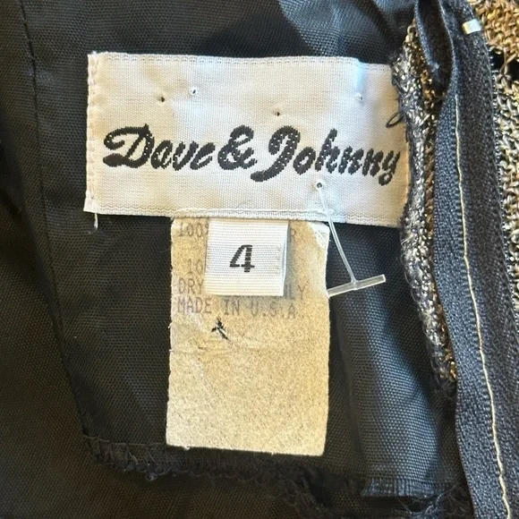 Dave & Johnny | 90’s Vintage Gold Crochet/Lace Sleeveless Maxi Formal/Prom Dress - Picture 4 of 7